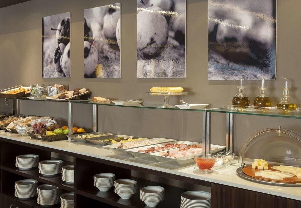 Ac Hotel Aravaca By Marriott Madrid Luaran gambar